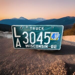 Wisconsin Green Truck License Plate, 1982, Vintage